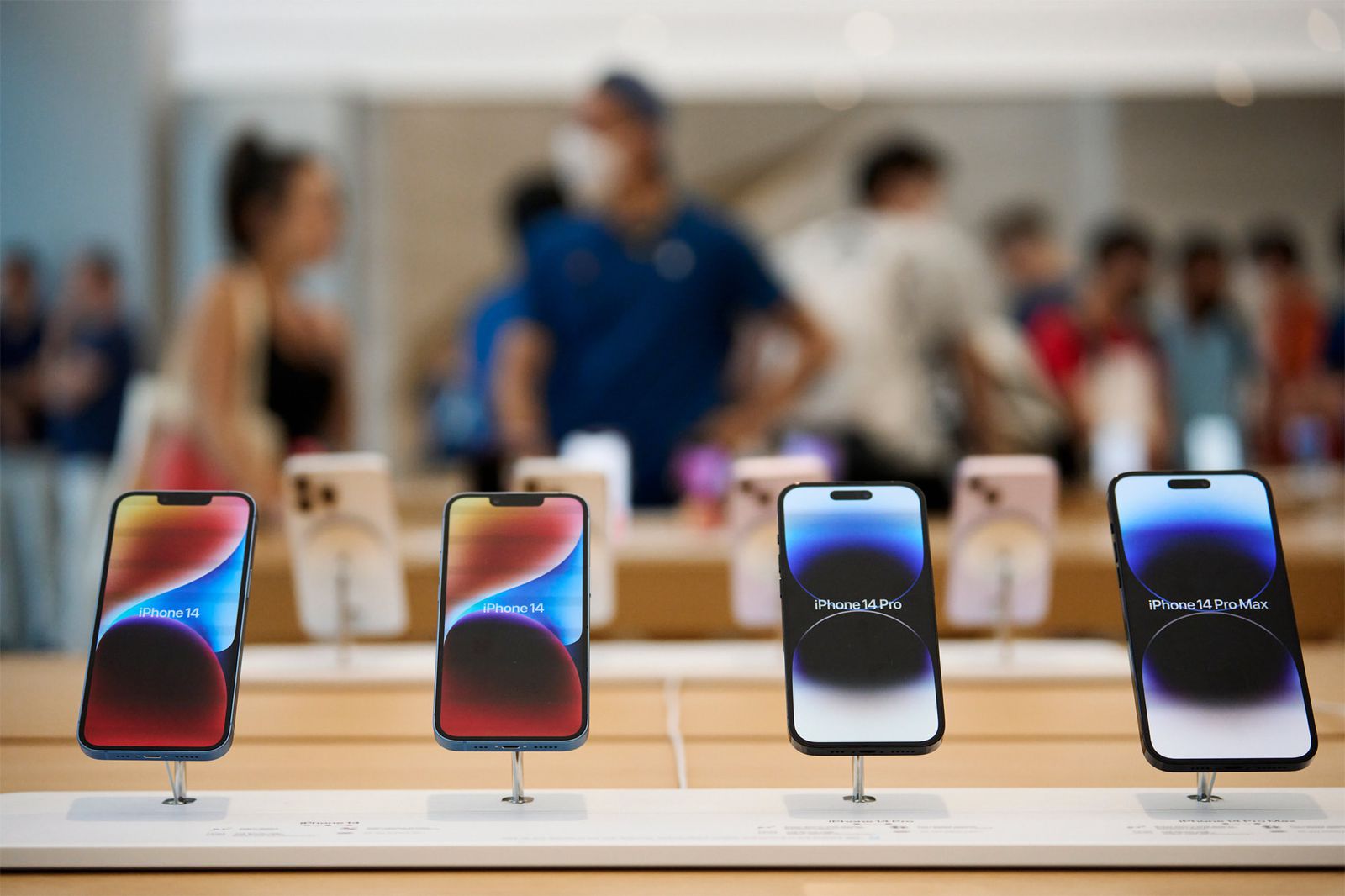 Приложение Apple Store для iPhone обзаведётся функцией дополненной  реальности