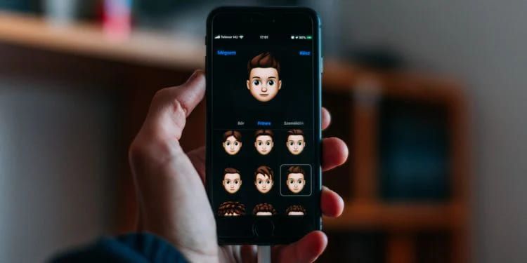 Как создать Memoji для контактов на iPhone