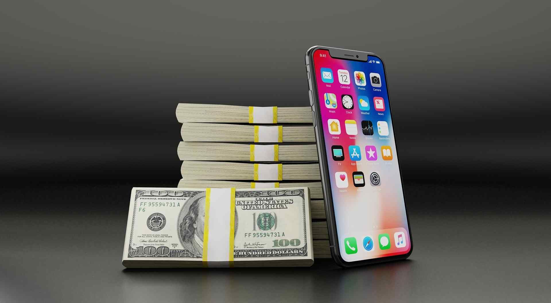 Apple согласилась выплатить многомиллионный иск студентке, фотографии которой специалисты по ремонту iPhone выложили в Интернет