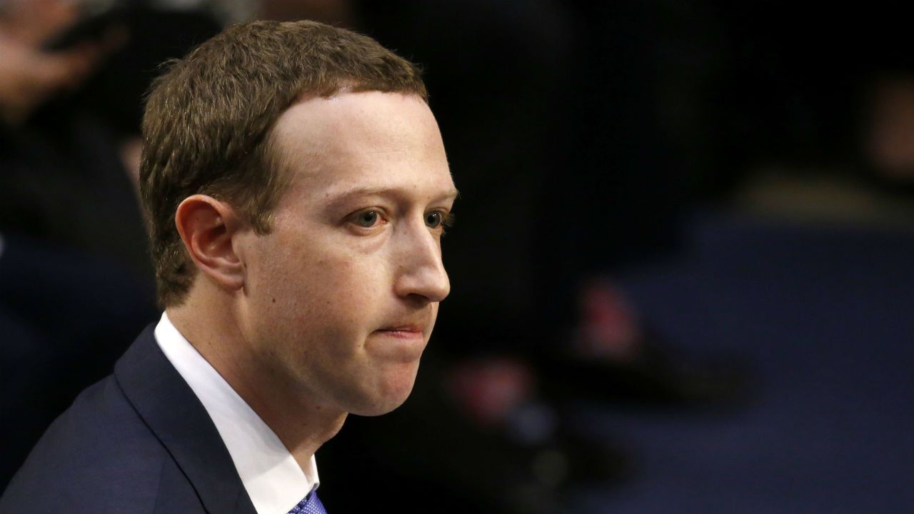 Facebook призвал председателя торговой комиссии сложить полномочия