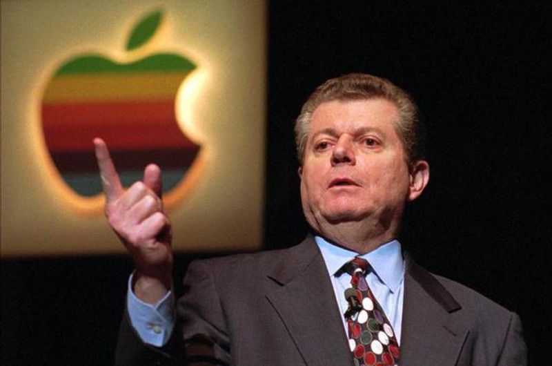 Этот день в истории Apple: Джил Амелио уходит с поста генерального директора Apple