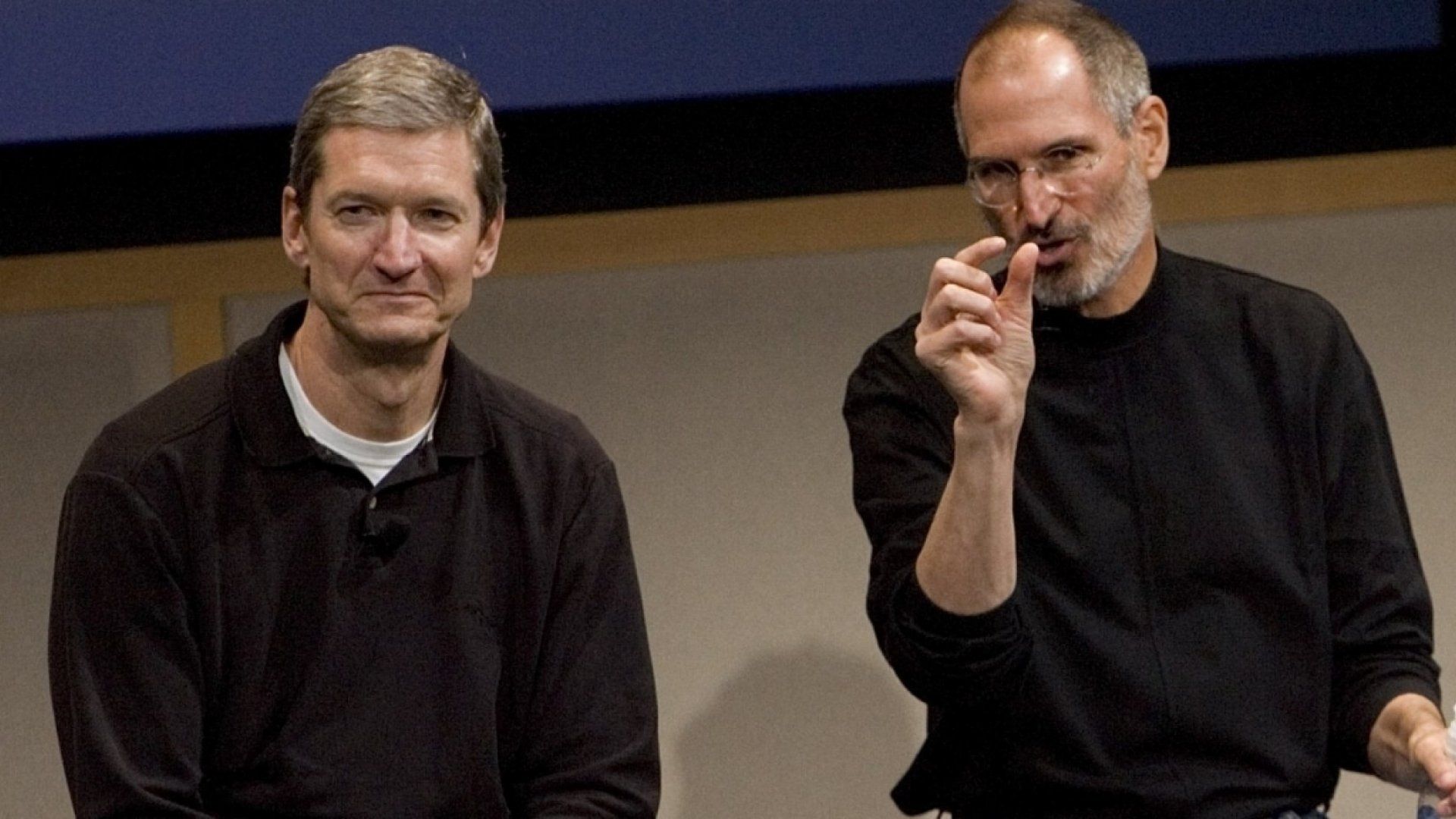 60-летний президент Apple отмечает десятилетие на посту главы технологического гиганта