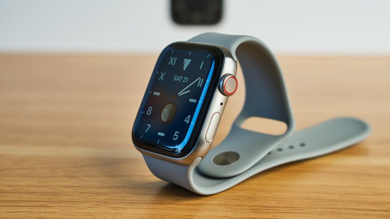 Титановые Apple Watch Series 6 стали недоступны для покупки по всему миру