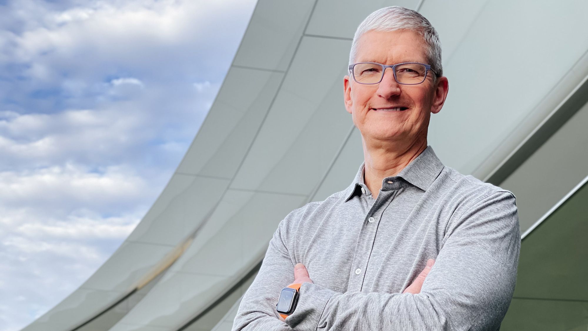 Генеральный директор Apple Тим Кук получил 2,5 миллиона акций Apple