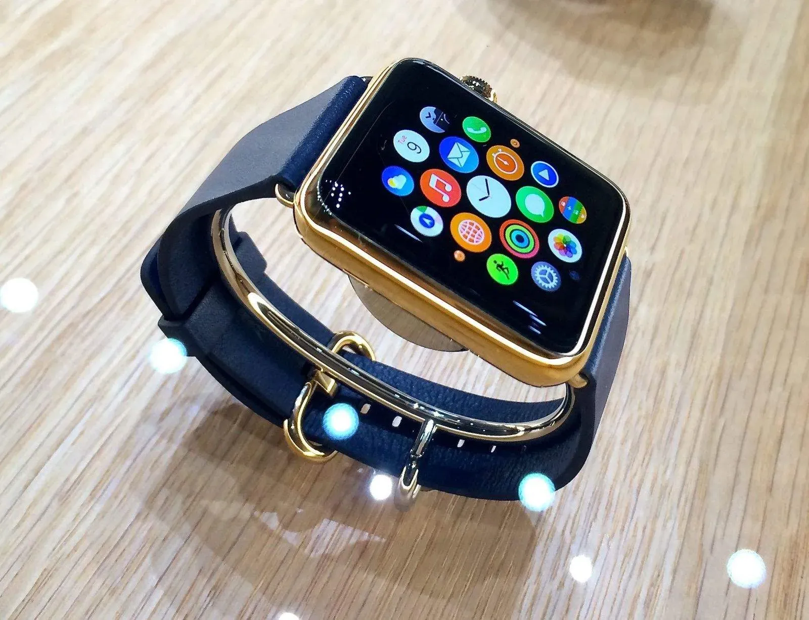 Apple внесла оригинальные Apple Watch 2015 года в список устаревших продуктов