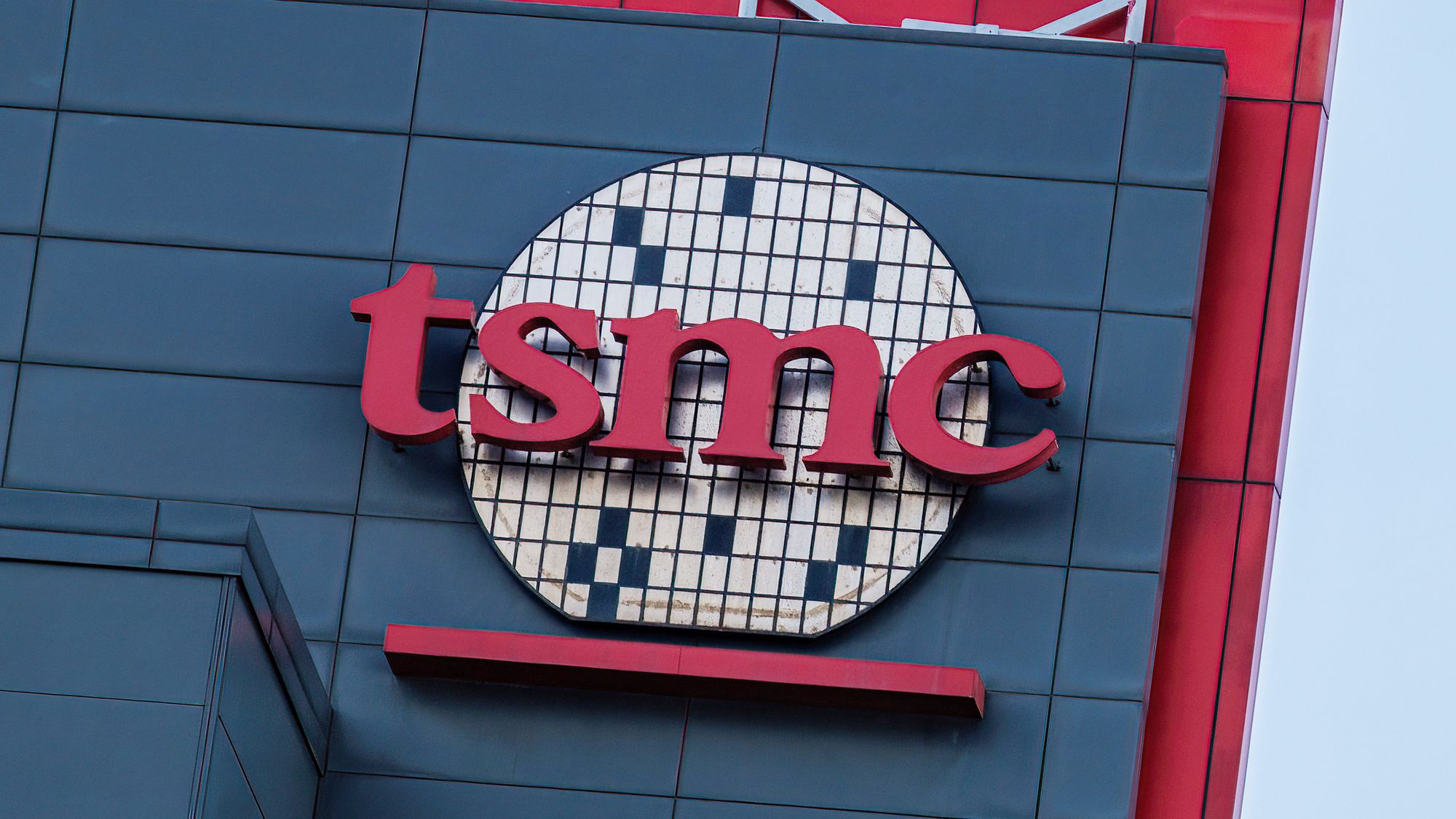TSMC и Sony планируют построить новый совместный завод по производству