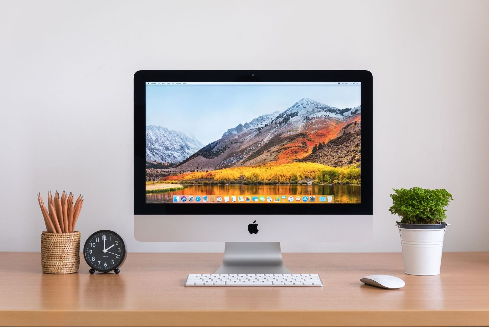 Apple прекращает выпуск 21,5-дюймового iMac на Intel