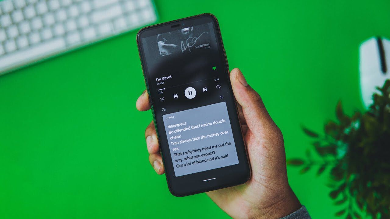 Spotify добавила тексты песен в приложение для iOS и Android
