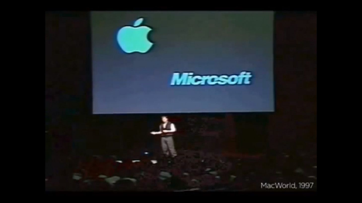 Этот день в истории Apple: Стив Возняк и Стив Джобс воссоединяются на сцене Macworld Expo