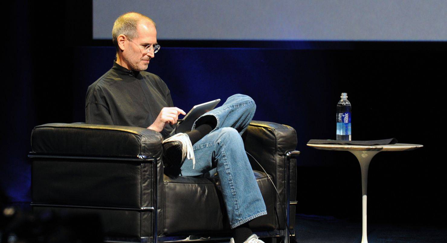 Этот день в истории Apple: Стив Джобс уходит в отпуск из-за болезни