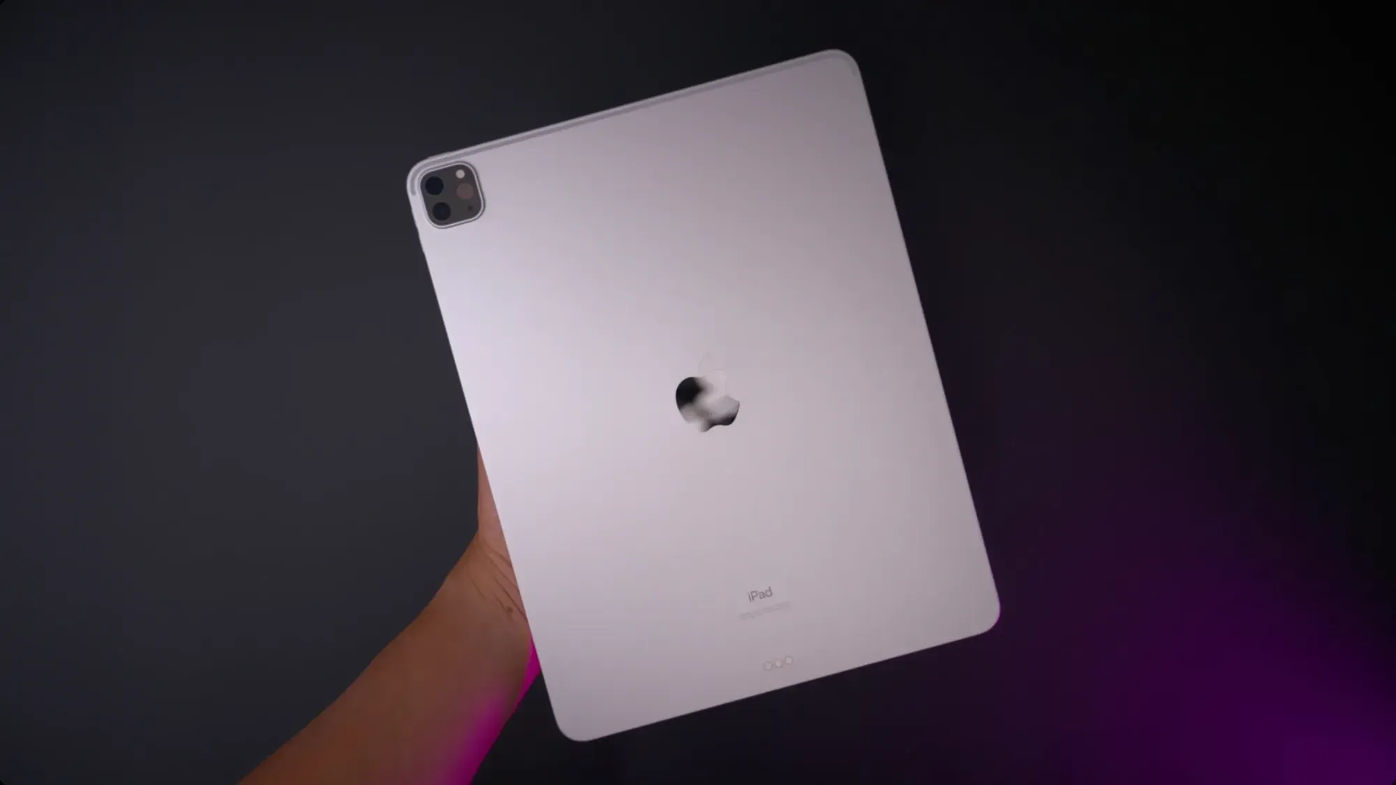 Слух: Apple отказалась от использования стекла на задней панели iPad Pro