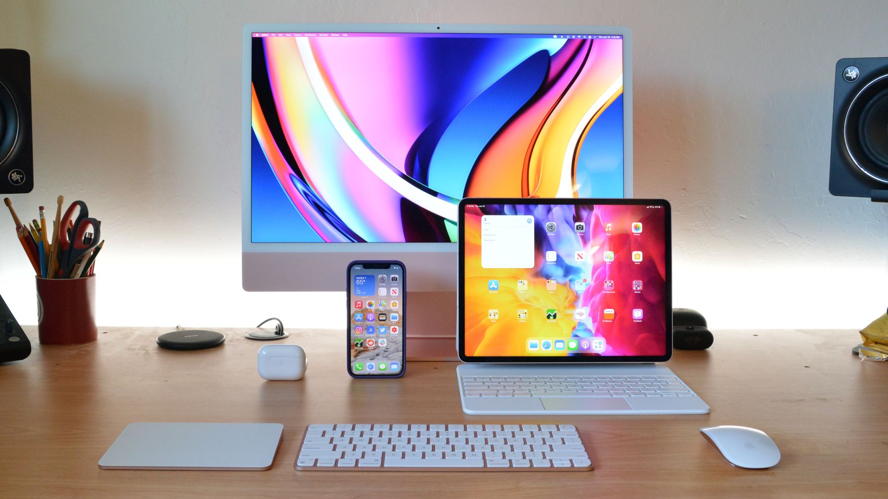Apple рассказала о рекордных квартальных доходах iPhone, Mac, носимых устройств и сервисов