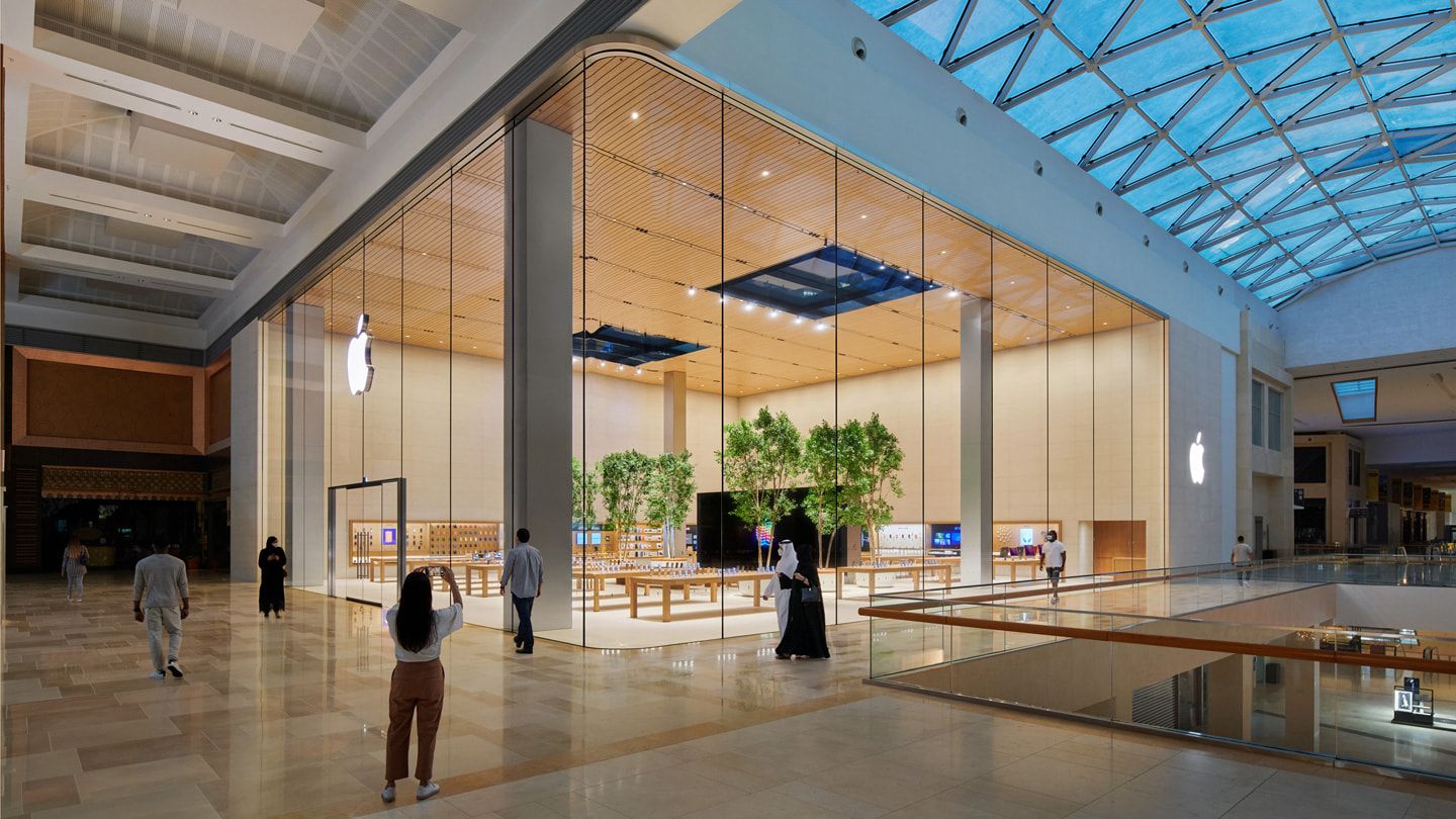 Apple показала как будет выглядеть новый магазин на острове Аль-Мария в Абу-Даби