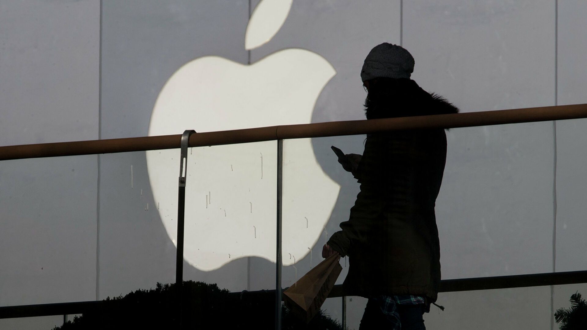 Apple закрыла онлайн-магазин в России