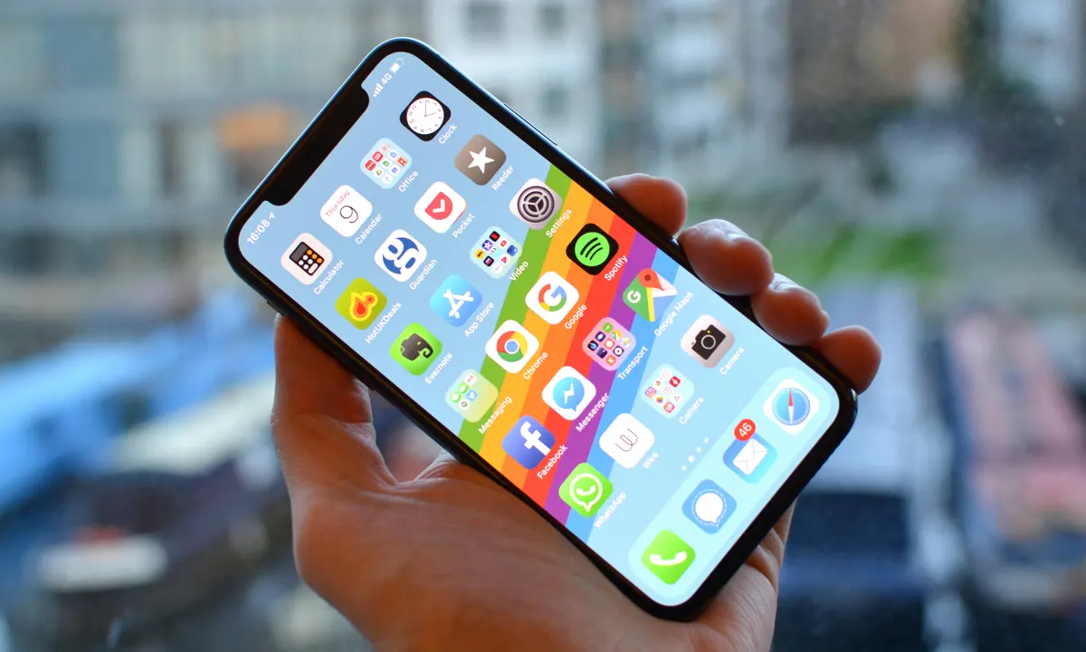 Apple позволит ремонтировать Face ID в iPhone X без замены всего устройства