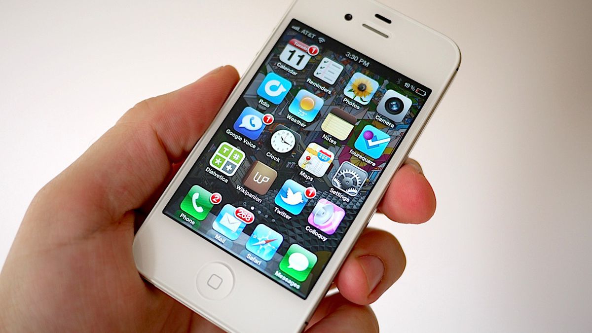 Apple выплатит по $15 владельцам iPhone 4S, которые столкнулись с ошибками в работе после обновления до iOS 9