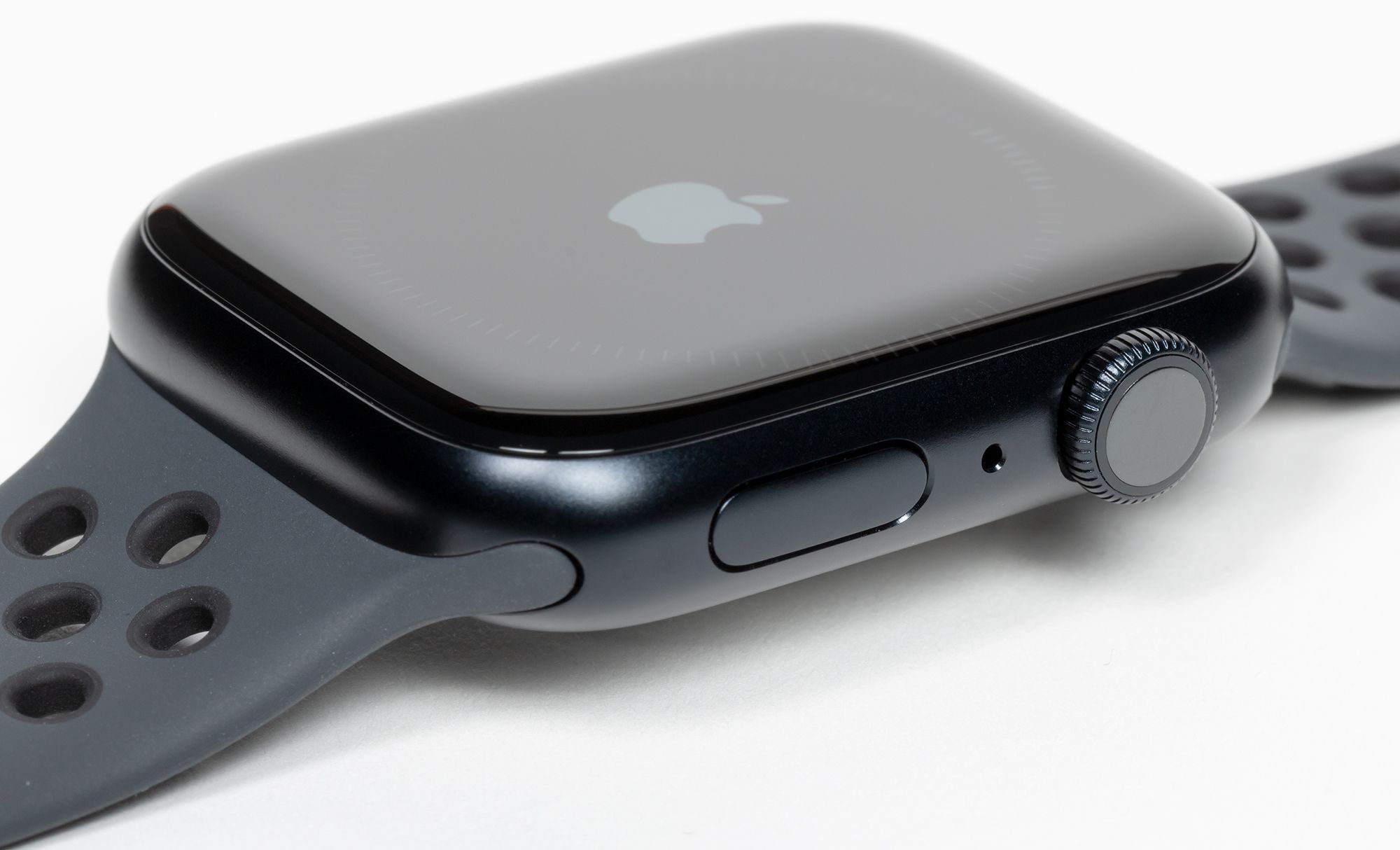 Apple запатентовала Apple Watch с камерой в колесике Digital Crown