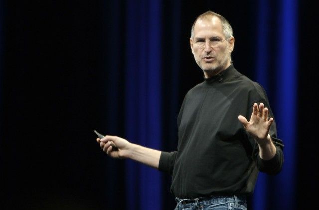 Этот день в истории Apple: Стив Джобс представляет новую стратегию для Mac OS