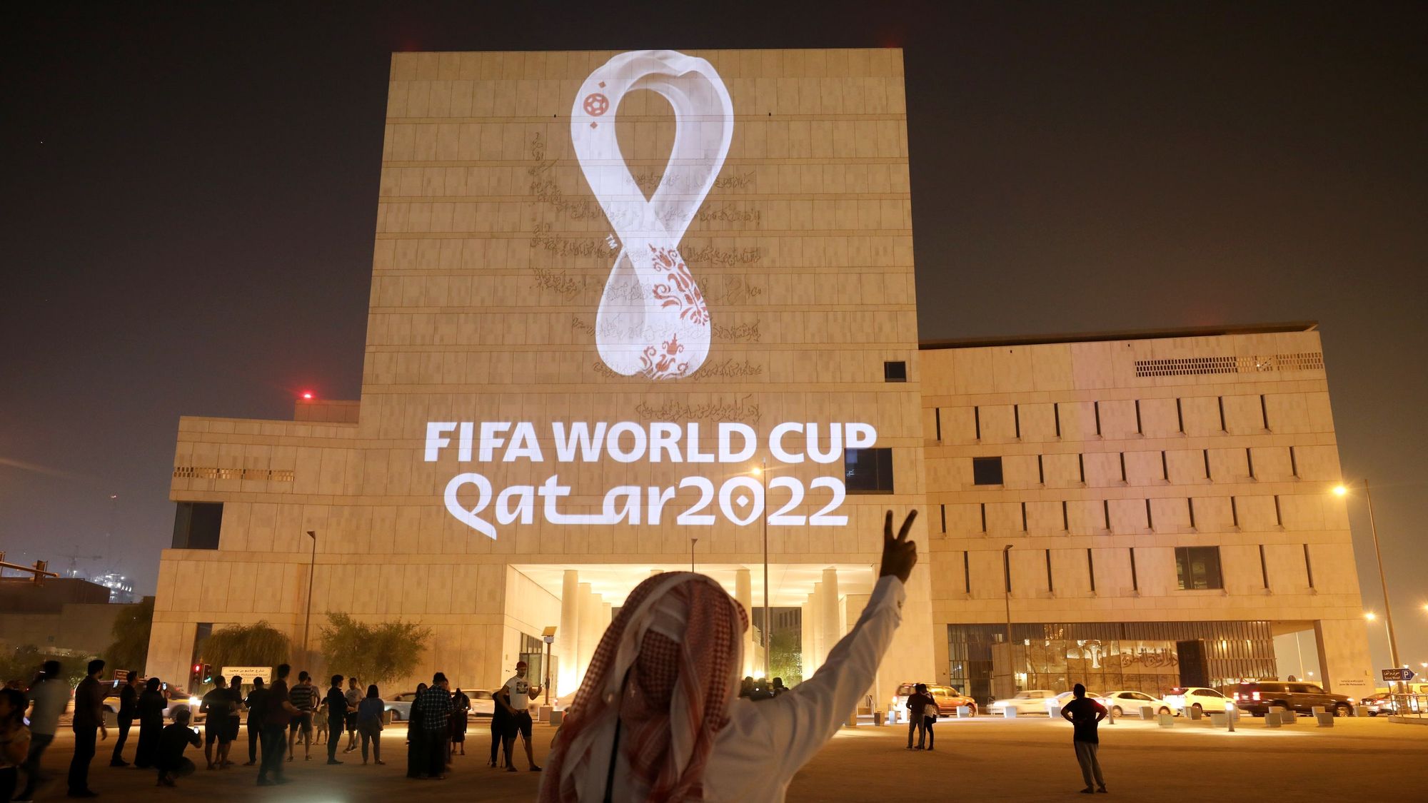Apple станет премиальным спонсором трансляций ЧМ-2022 по футболу из Катара