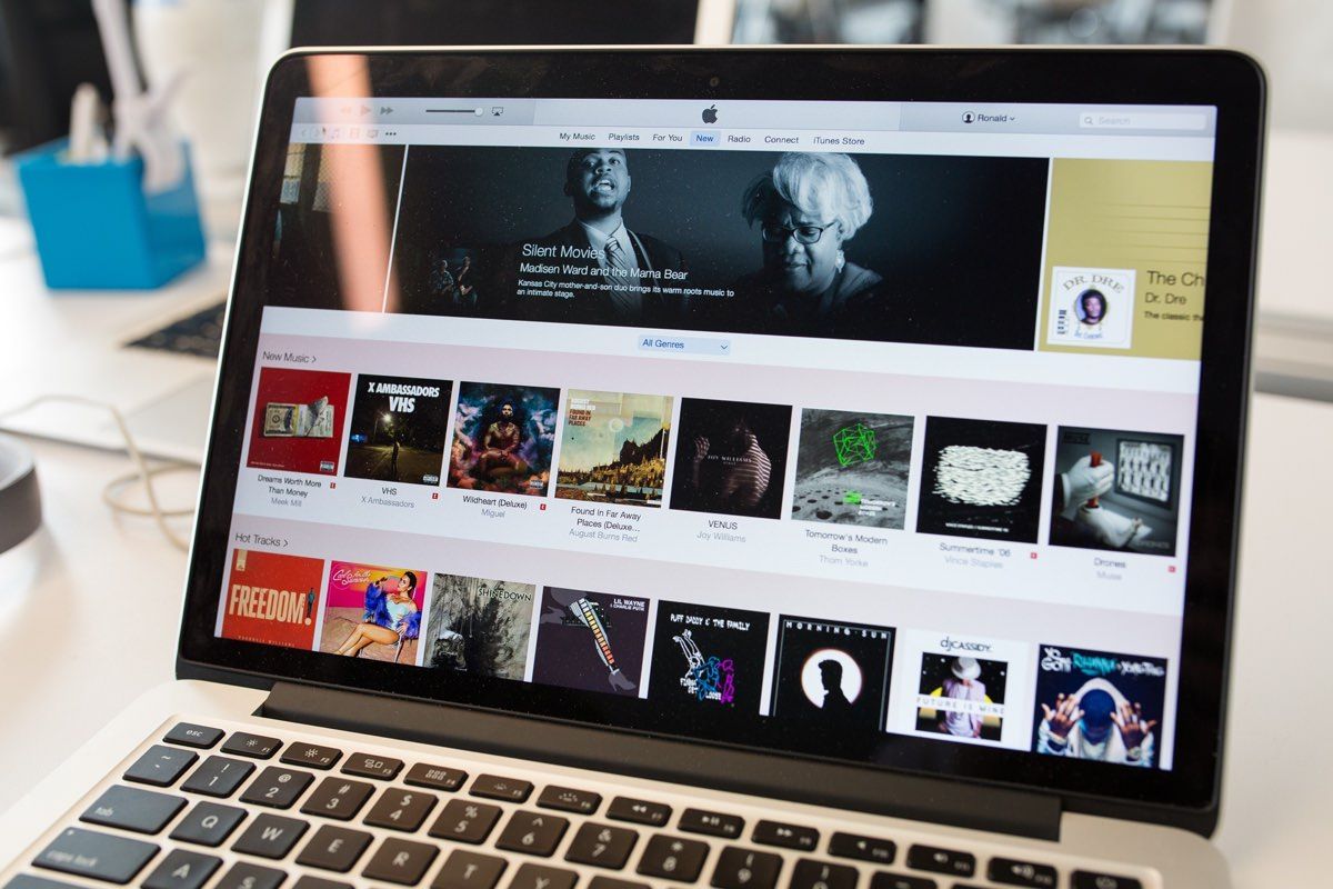 Наследие iTunes: Раздражающий контент в новых приложениях Apple