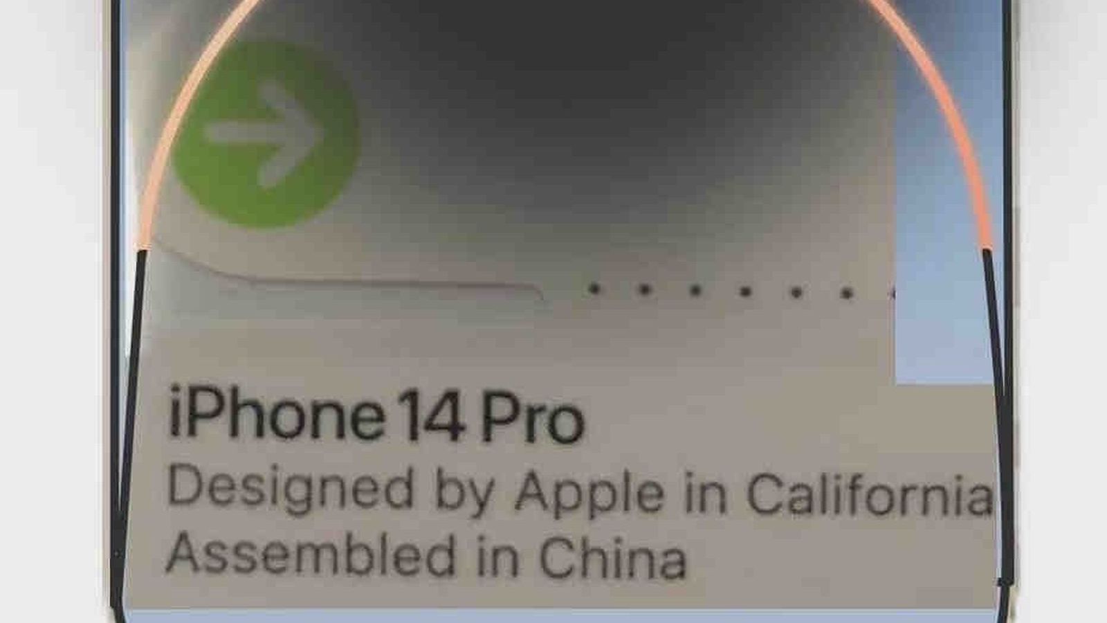 В Сети появилась фотография iPhone 14 Pro в белой упаковке
