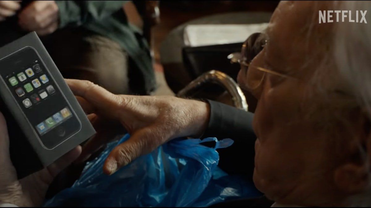 Оригинальный iPhone появился в трейлере к фильму Стивена Кинга «Телефон мистера Харригана»