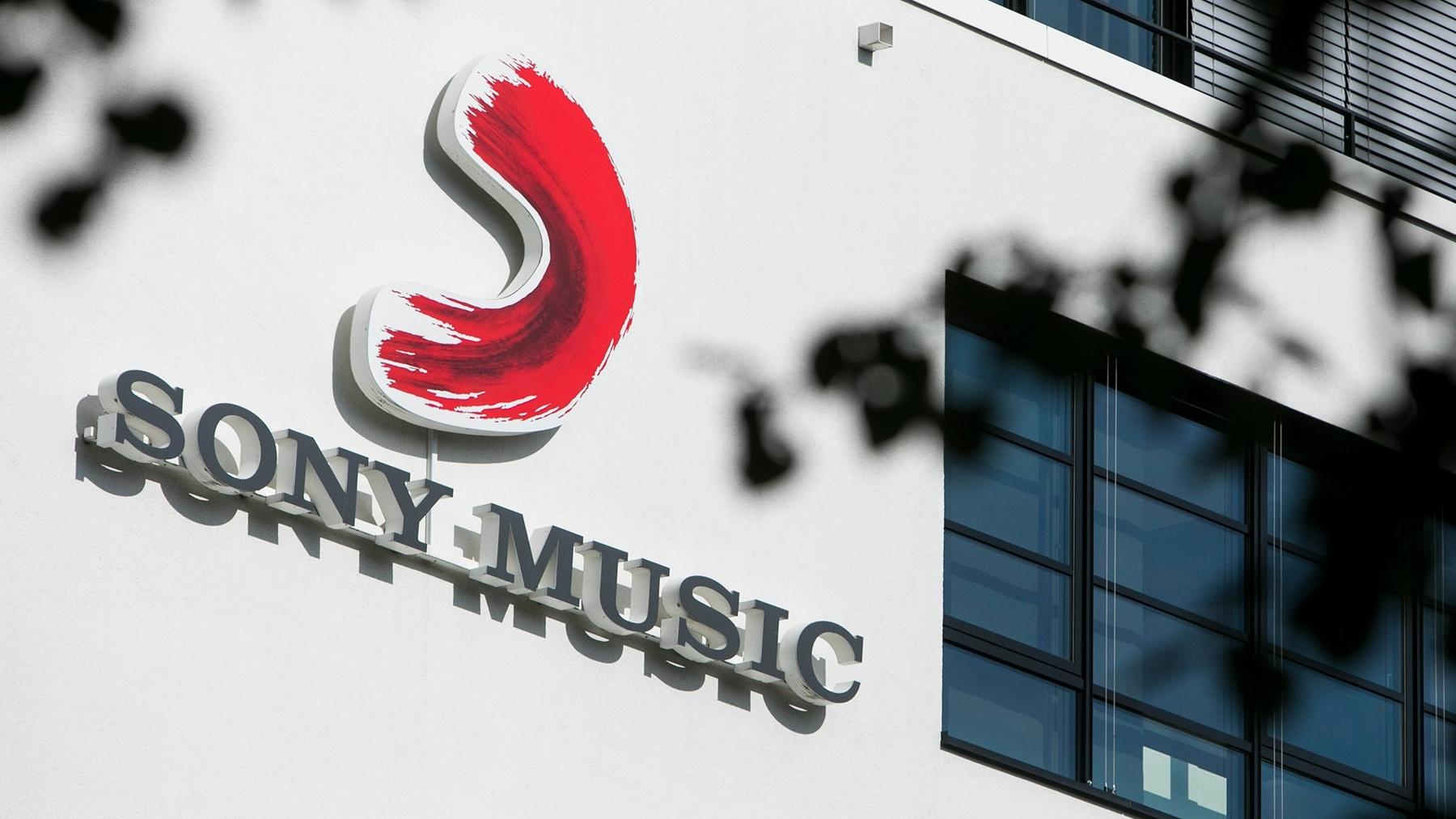 Sony Music полностью уходит из России, спустя 6 месяцев после приостановки деятельности в стране