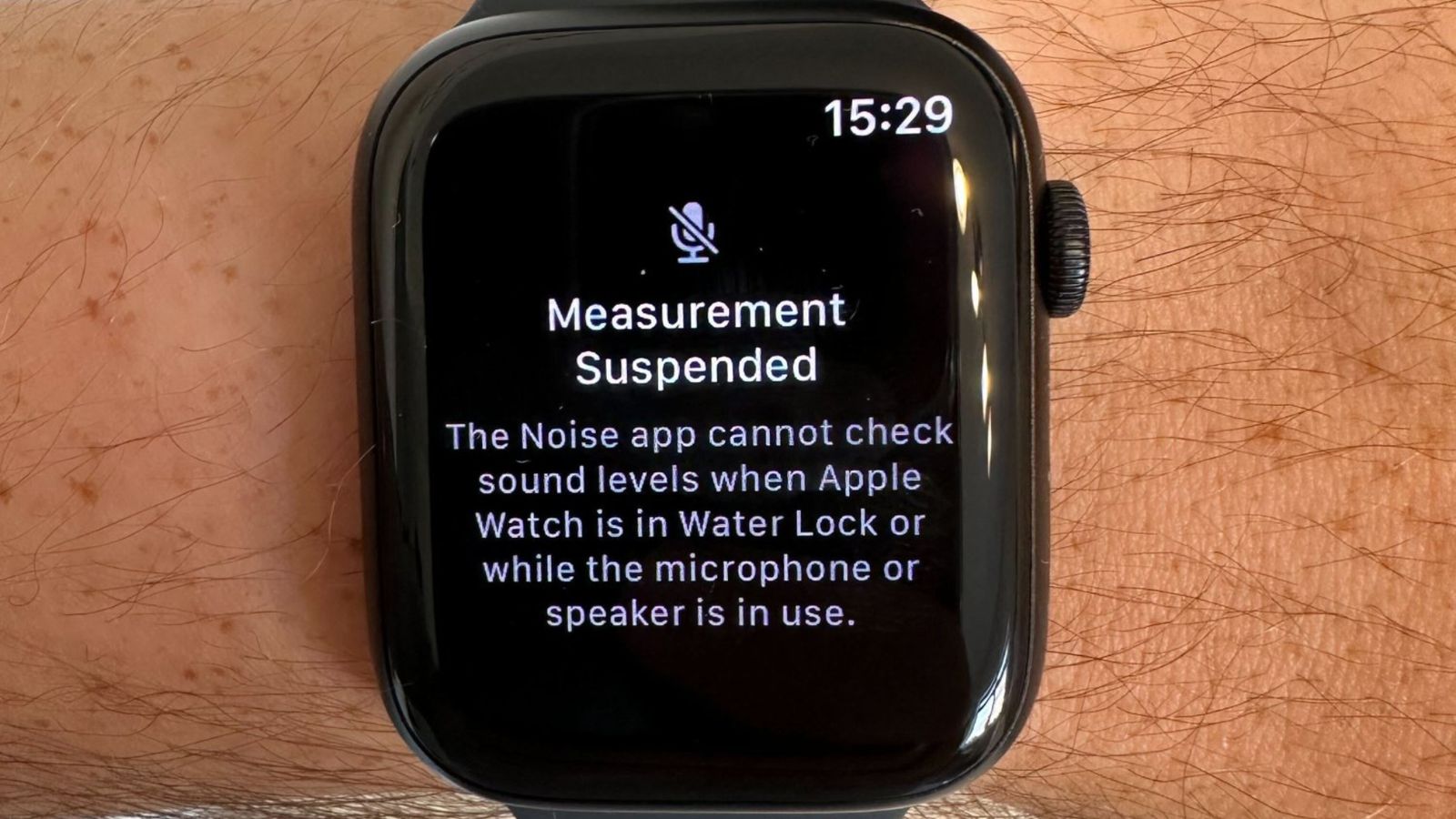 Некоторые пользователи Apple Watch Series 8 и Ultra испытывают проблемы с микрофоном