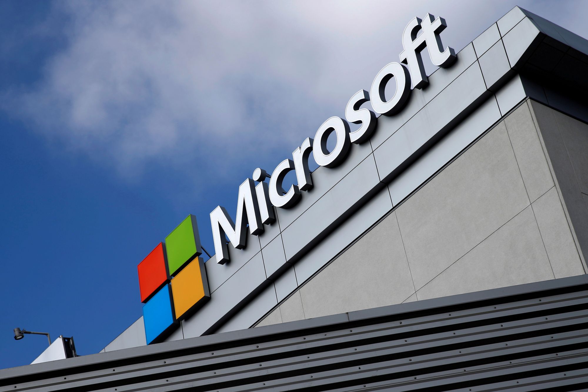 Microsoft «тихо» сократила около 1000 сотрудников различных подразделений, включая Xbox
