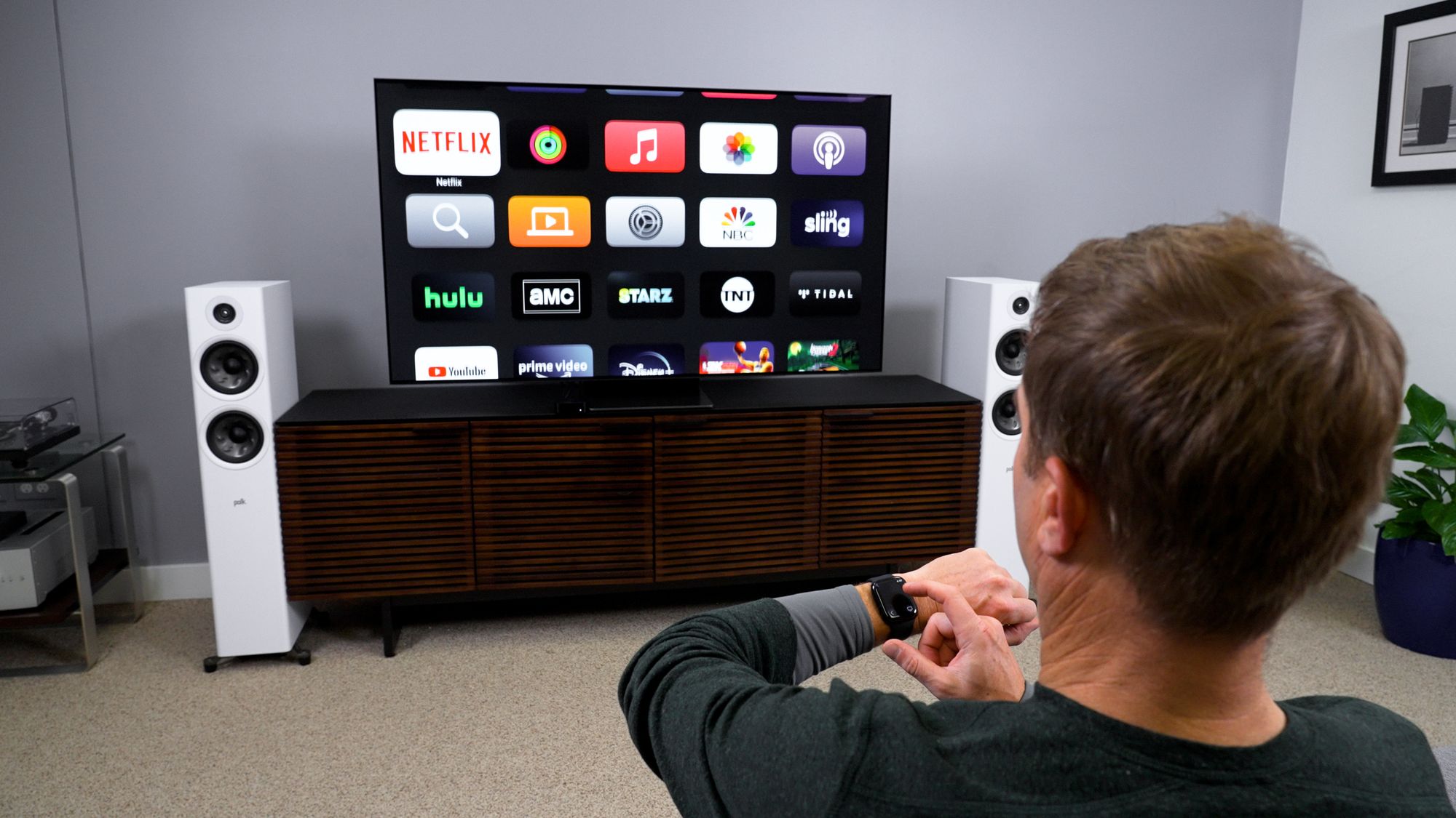 Apple TV получила возможность автоматически приглушать яркий мигающий свет