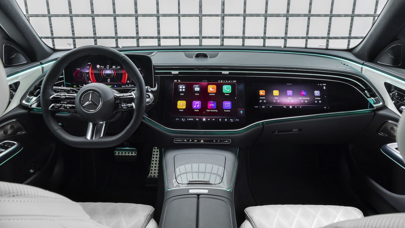 Mercedes-Benz готовится к внедрению поддержки цифровых ключей для iPhone и Apple Watch в последнем седане E-класса