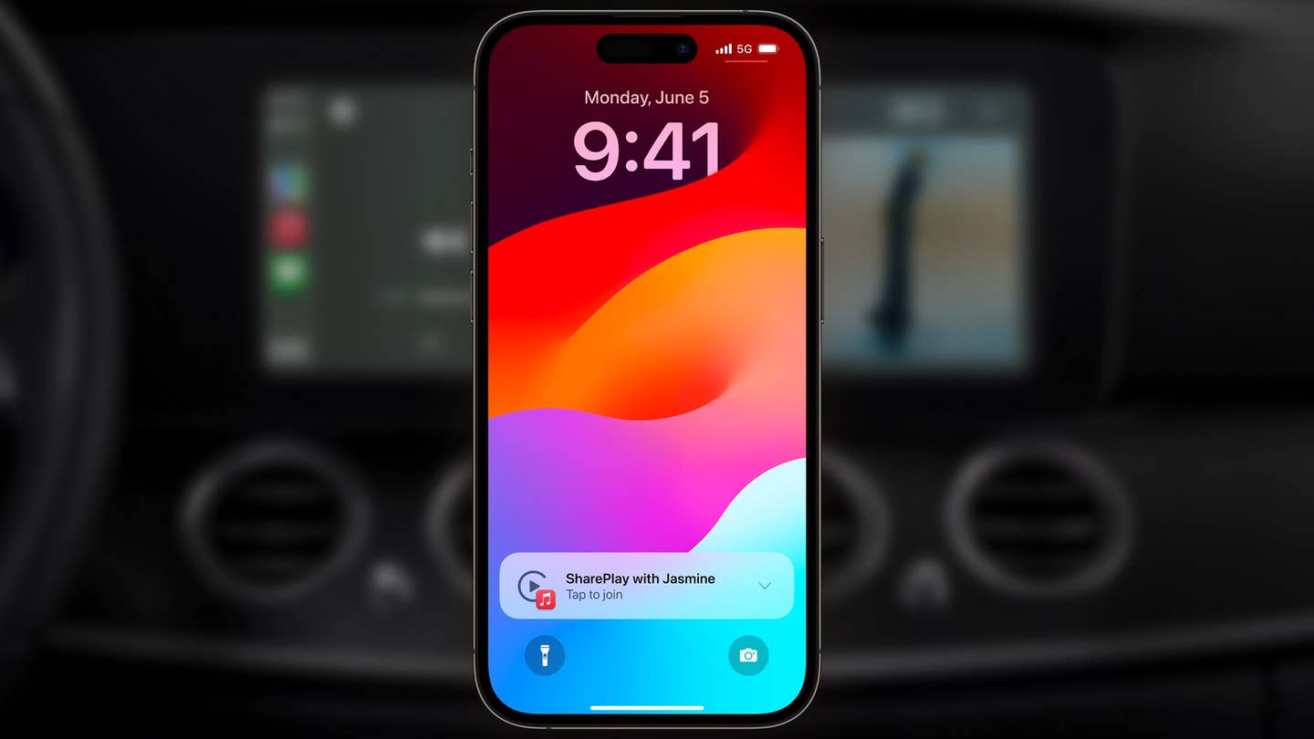 Apple представила сервис SharePlay для CarPlay, расширяющий возможности совместного прослушивания музыки в автомобиле