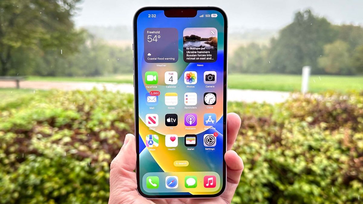 iPhone 14 стал самым продаваемым OLED-смартфоном во втором квартале 2023 года