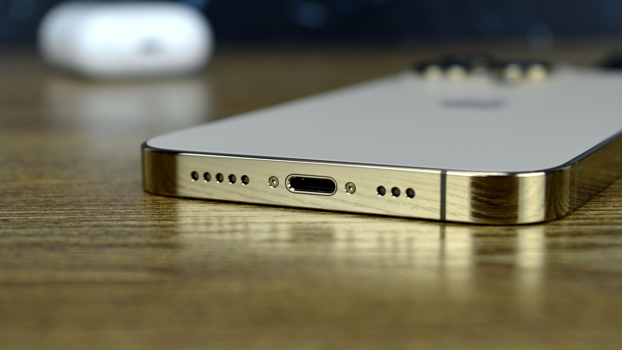 Apple планирует выпустить iPhone 14 с поддержкой USB-C