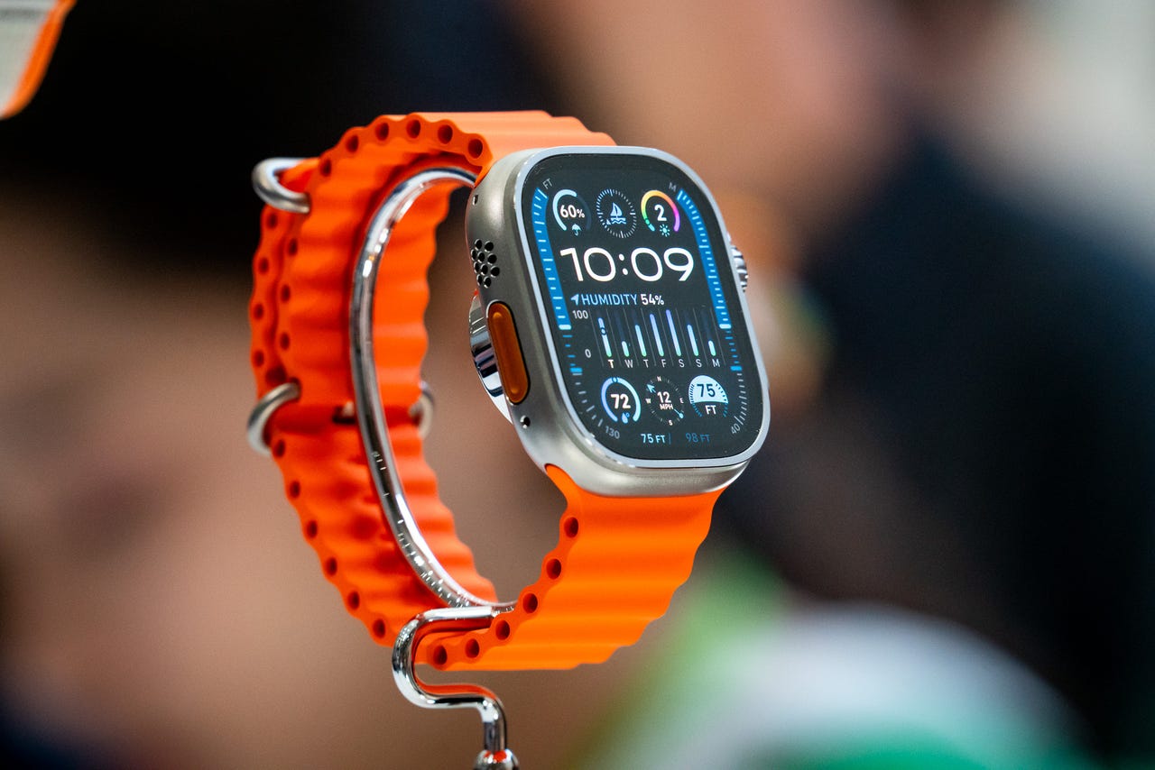 Apple изучает проблему мерцания дисплеев на Apple Watch Series 9 и Ultra 2