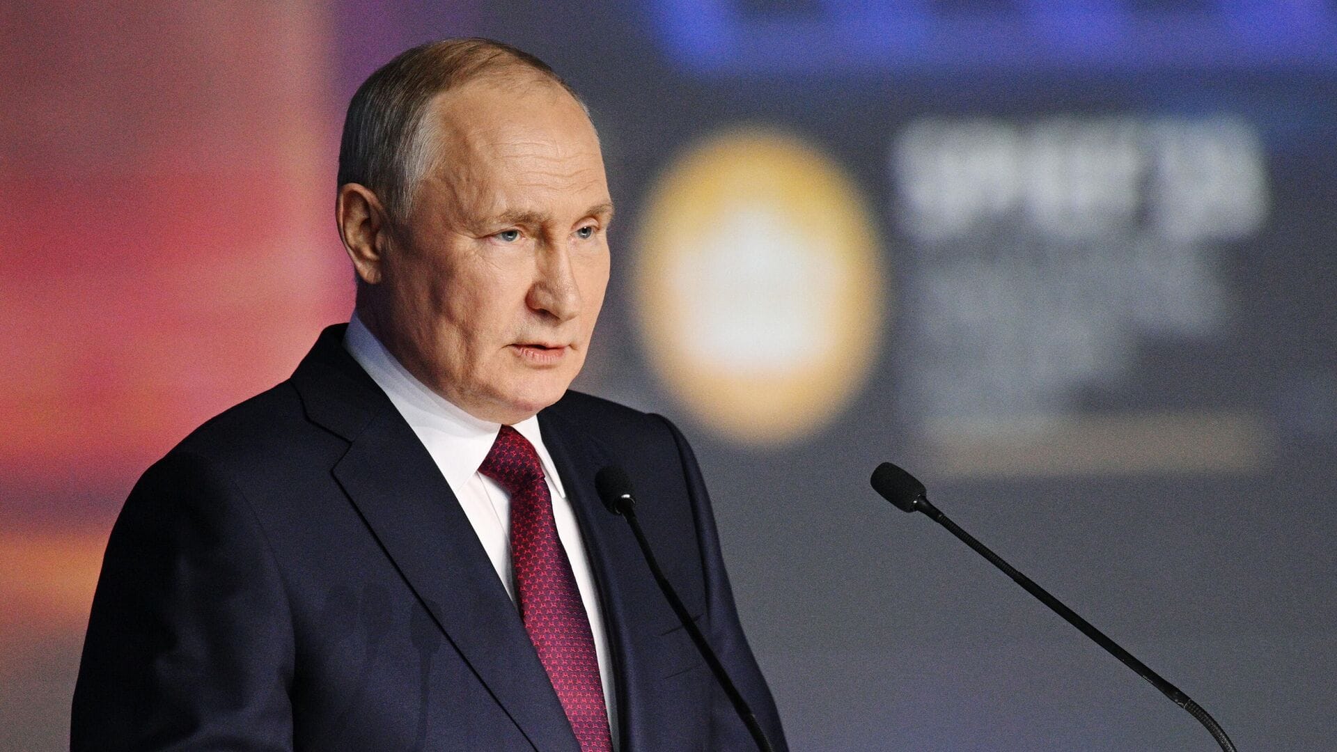 Путин поручил отслеживать контент, содержащийся в видеоиграх
