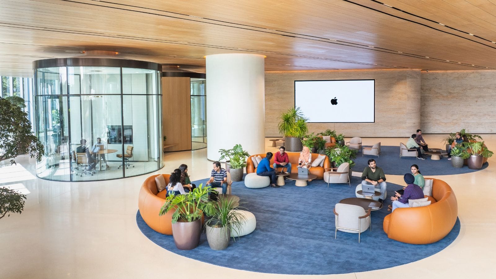 Apple открывает новый 15-этажный офис в самом центре Бангалора
