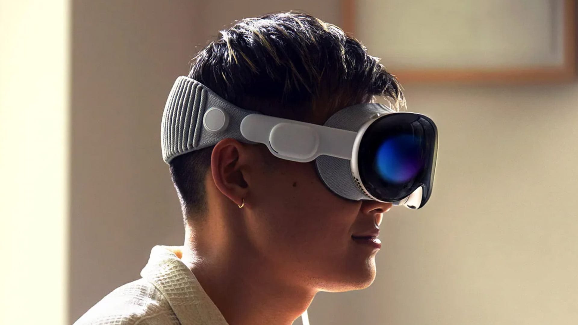 В новых MR-очках Apple Vision Pro выявлен серьёзный недостаток — просмотр VR-порно невозможен