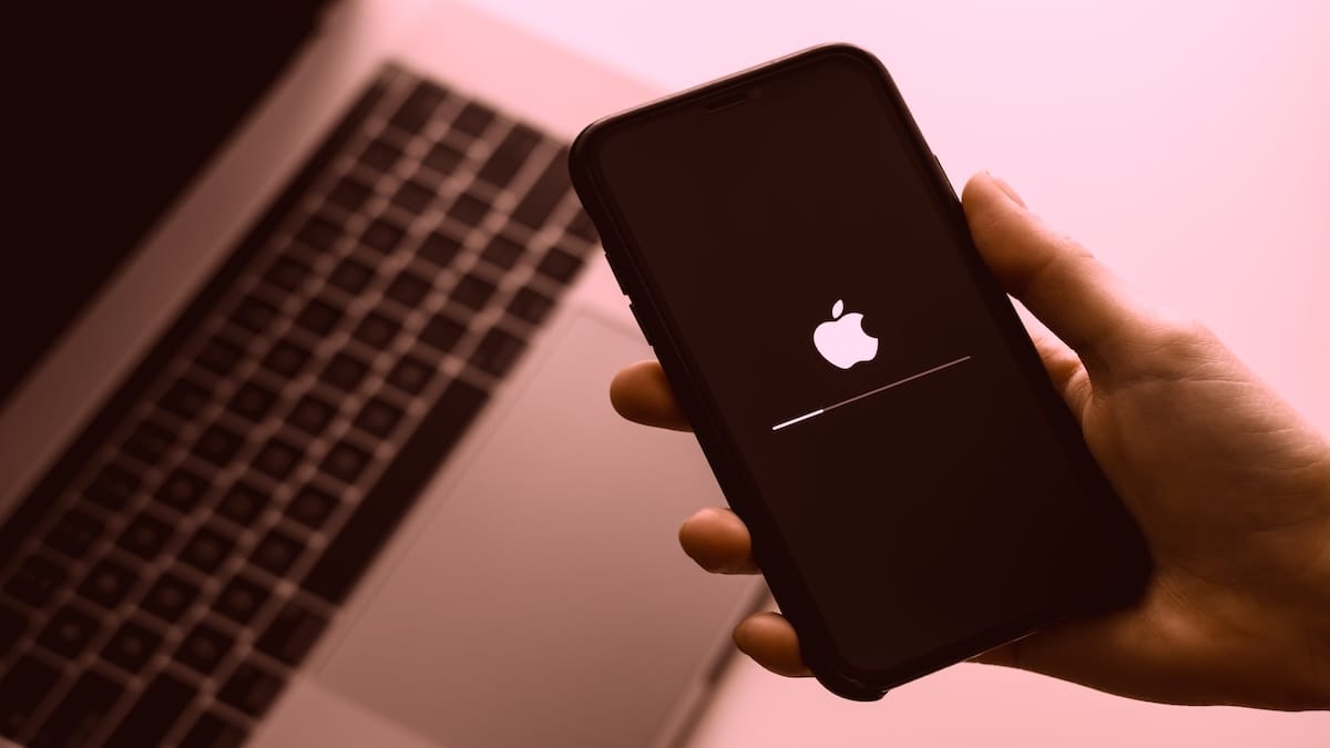 Apple опасается, что новый закон ЕС снизил стоимость эксплойтов для iPhone