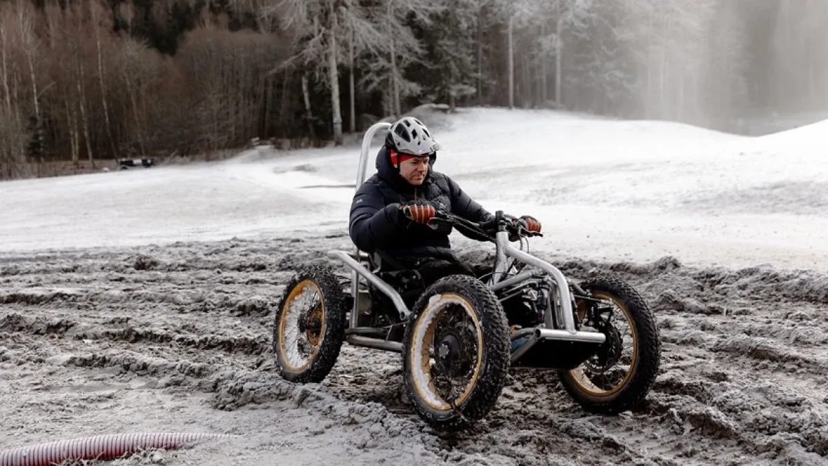 В Норвегии создали электрический вездеход Exoquad для путешествий инвалидов