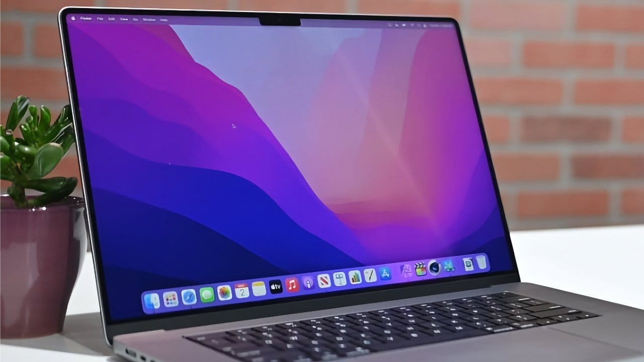 Обновление дизайна MacBook Pro, вероятно, произойдет только через несколько лет