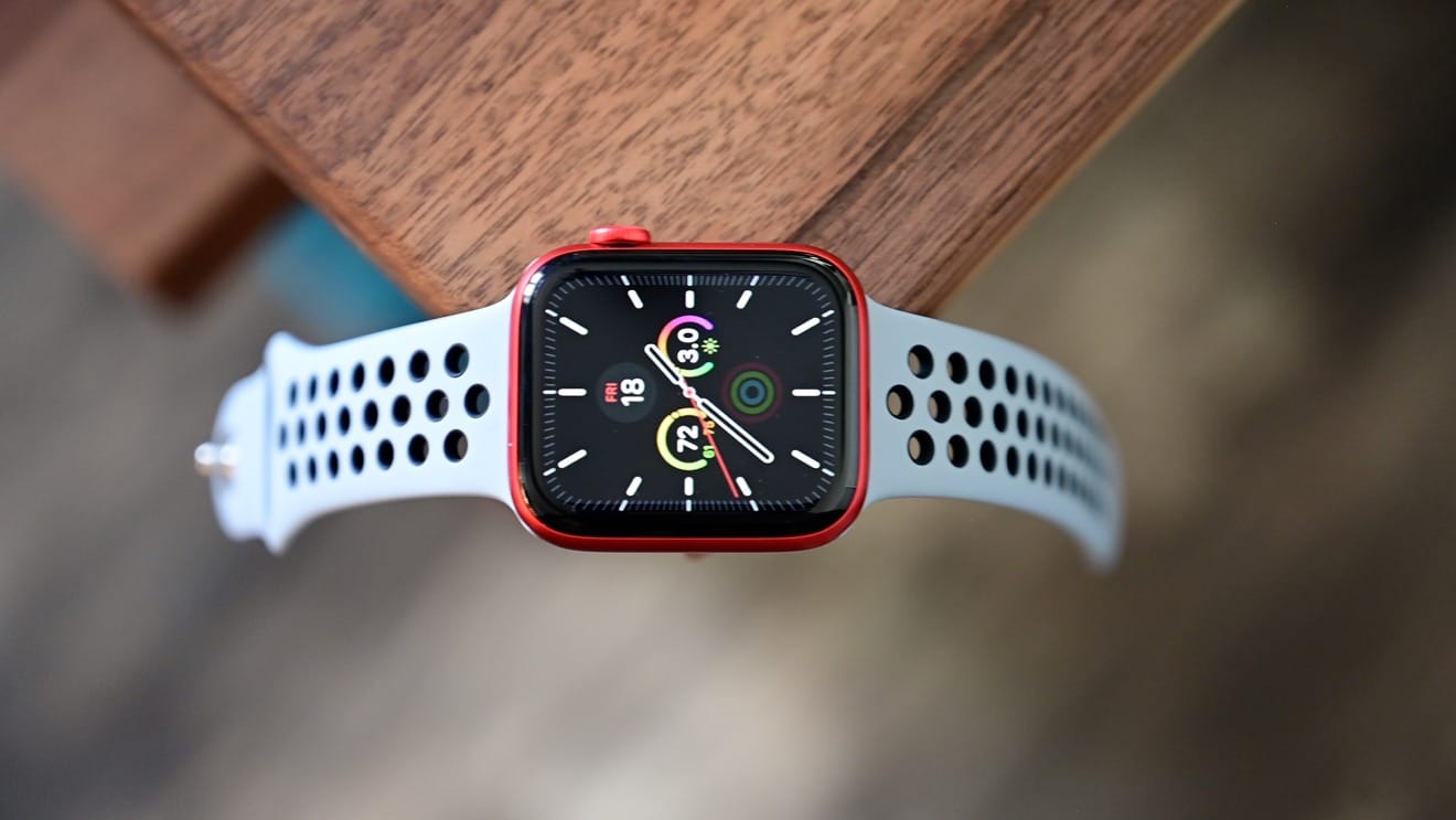 Apple Watch помешали выступлению Стивена Спилберга