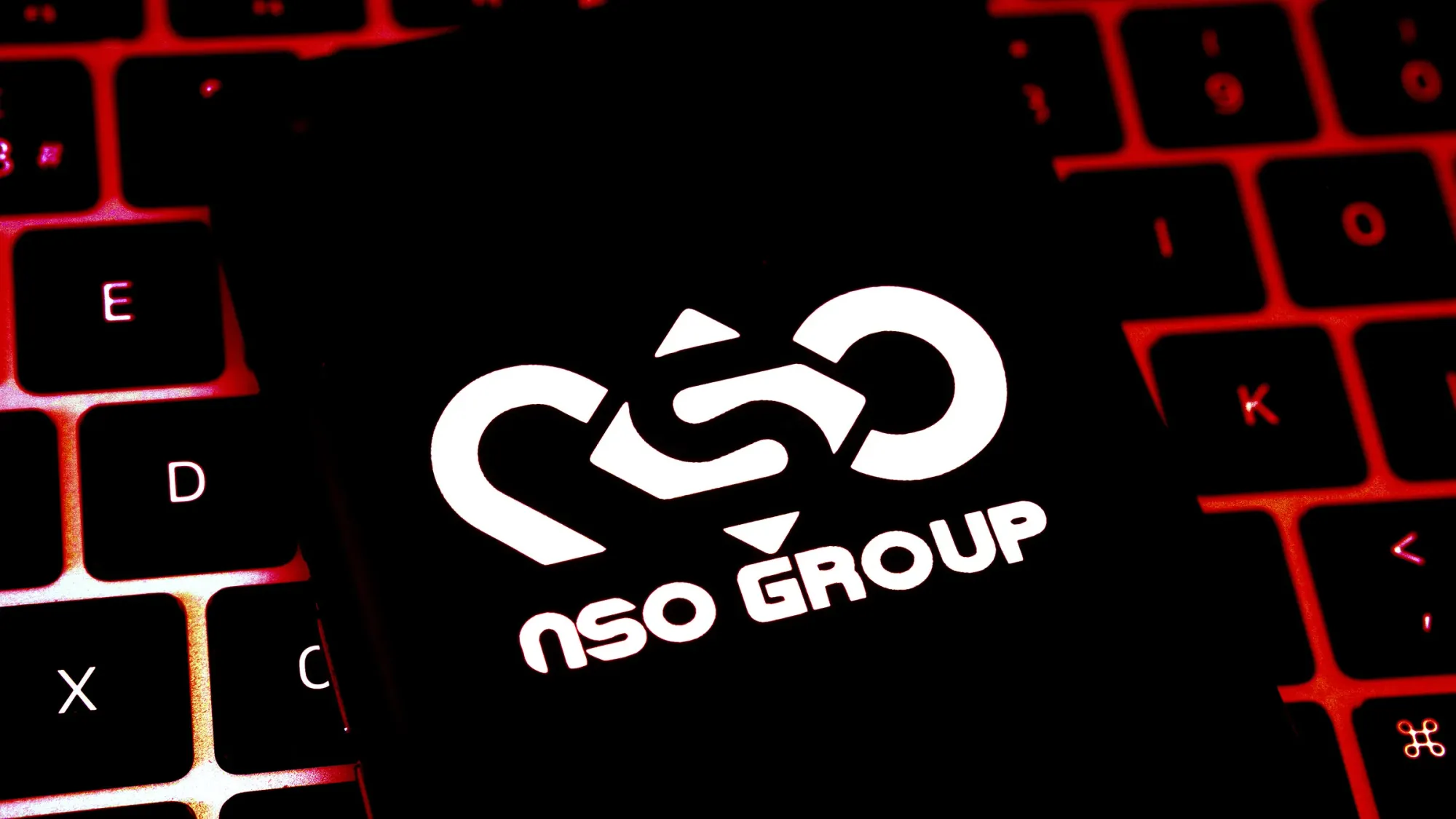 Apple отказалась от иска против NSO Group из-за угроз безопасности