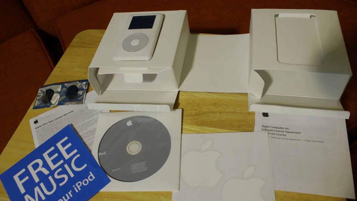 Этот день в истории Apple: iPod получил новый интерфейс управления Click Wheel