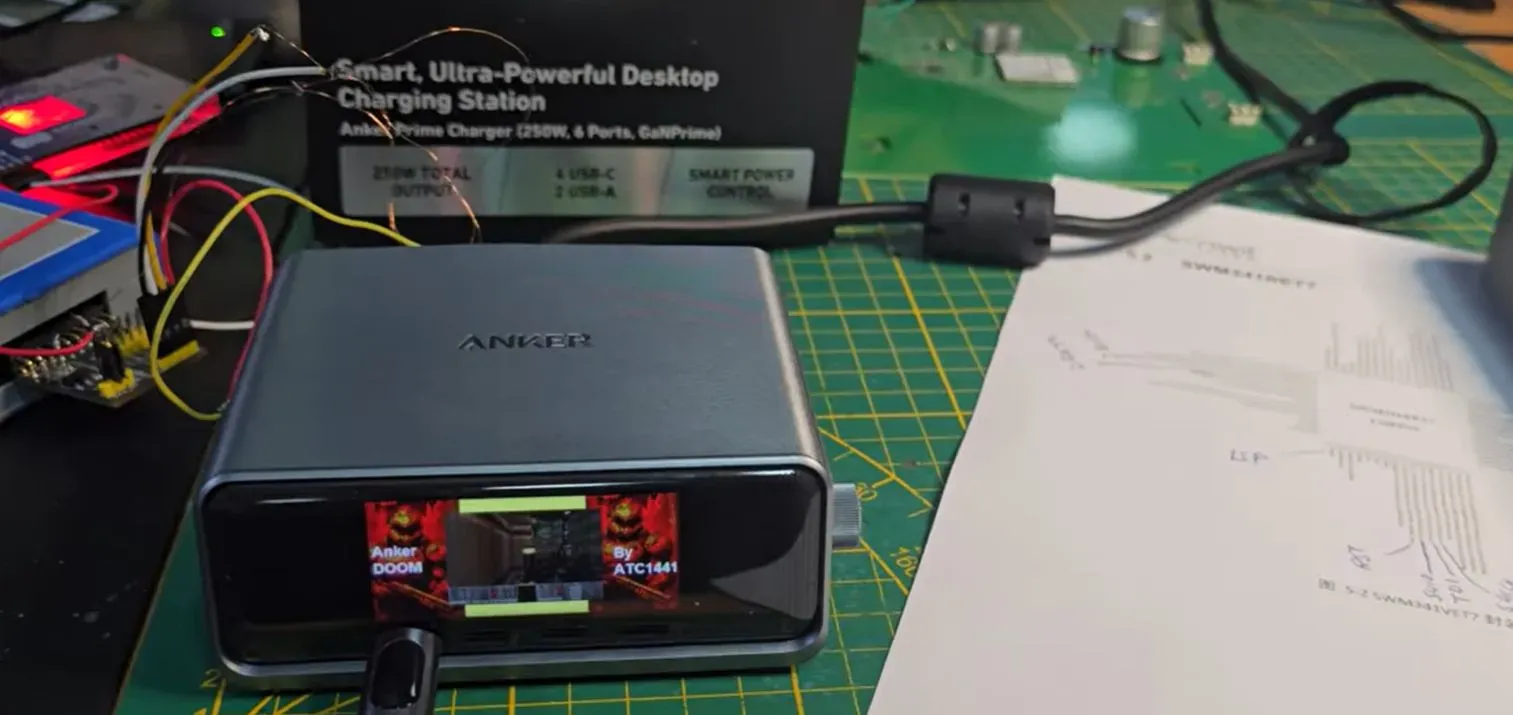 Классический Doom запустили на зарядной станции Anker