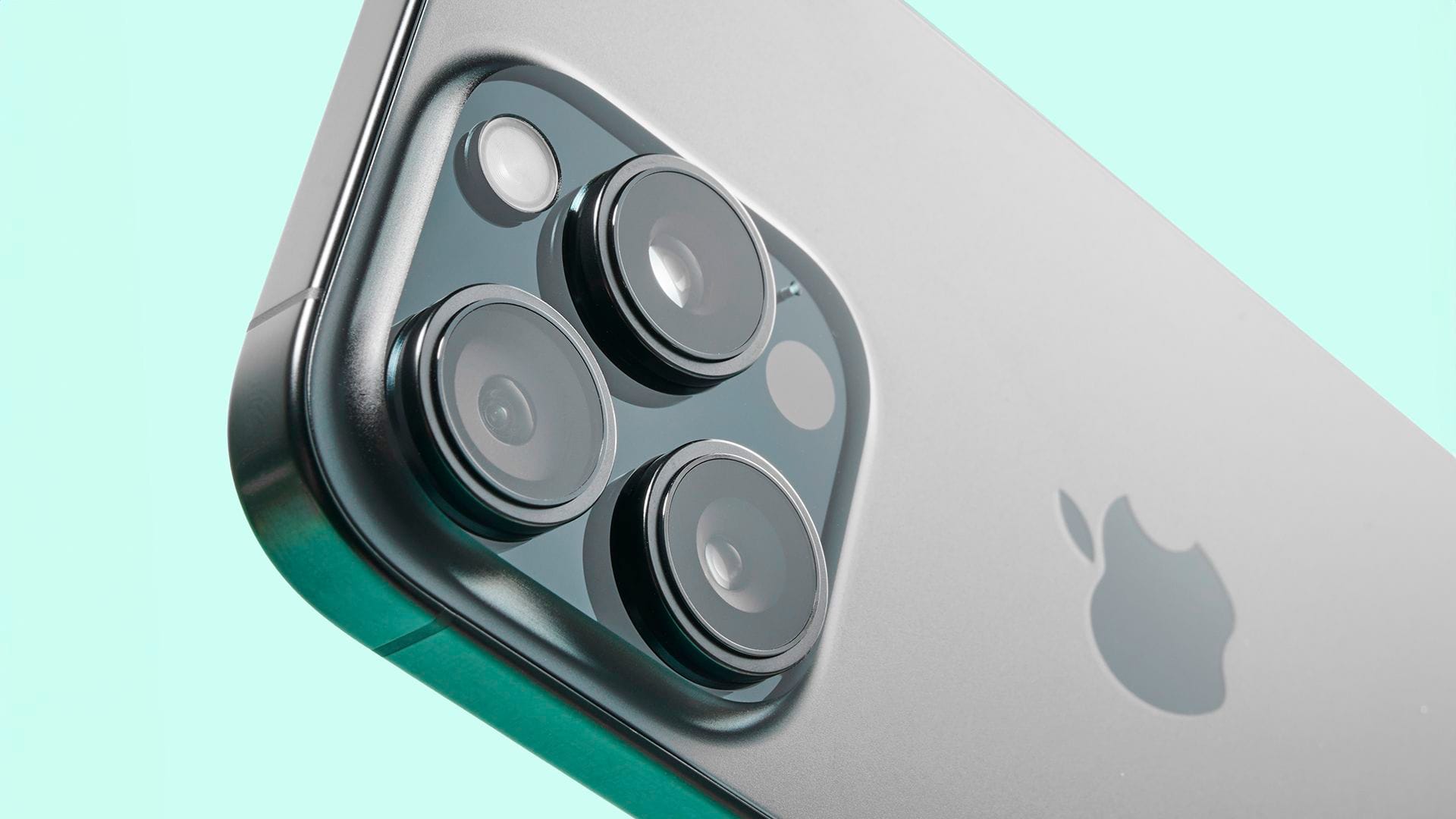 Фейковый iPhone 17 Pro на Android в стиле «iOS 18» появился в продаже за месяц до релиза