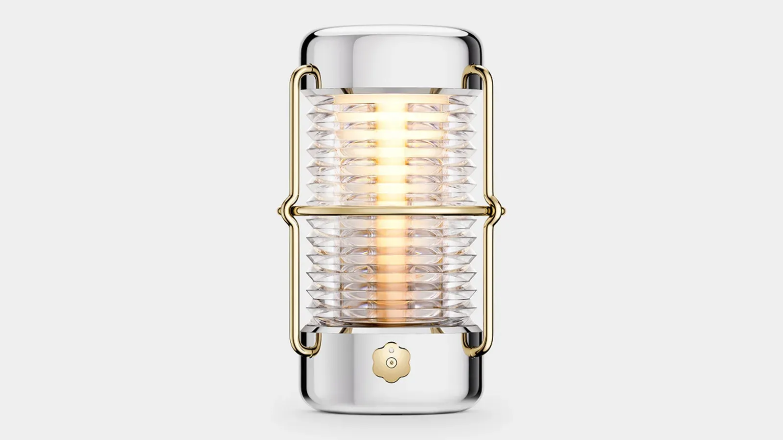 Джони Айв создал морской фонарь стоимостью 400 000 рублей