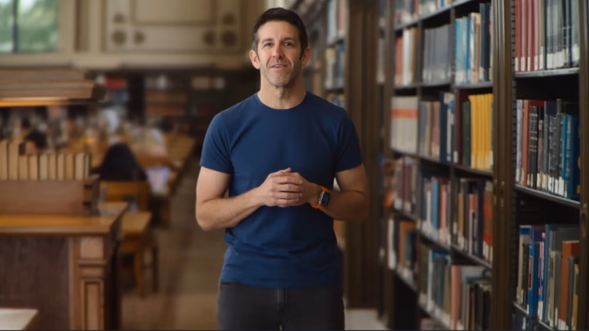 Почему Джон Тернус считается главным претендентом на пост главы Apple