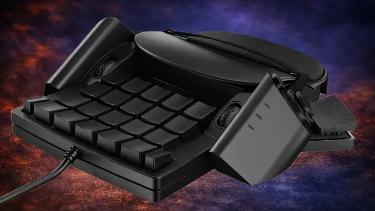 Геймер, потерявший руку, создал универсальный контроллер: он заменяет мышь, клавиатуру и геймпад