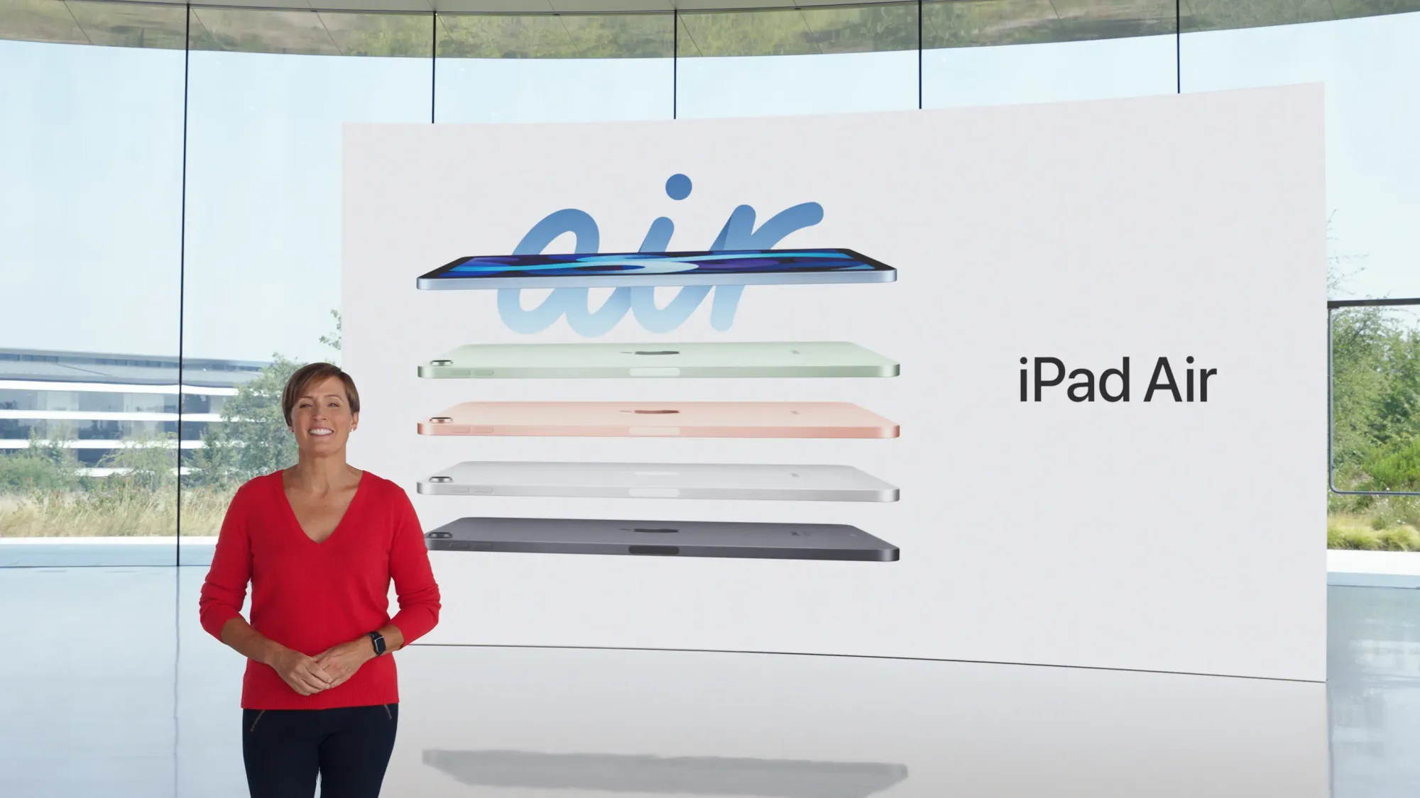 Тернус возвращает в Apple опытного руководителя